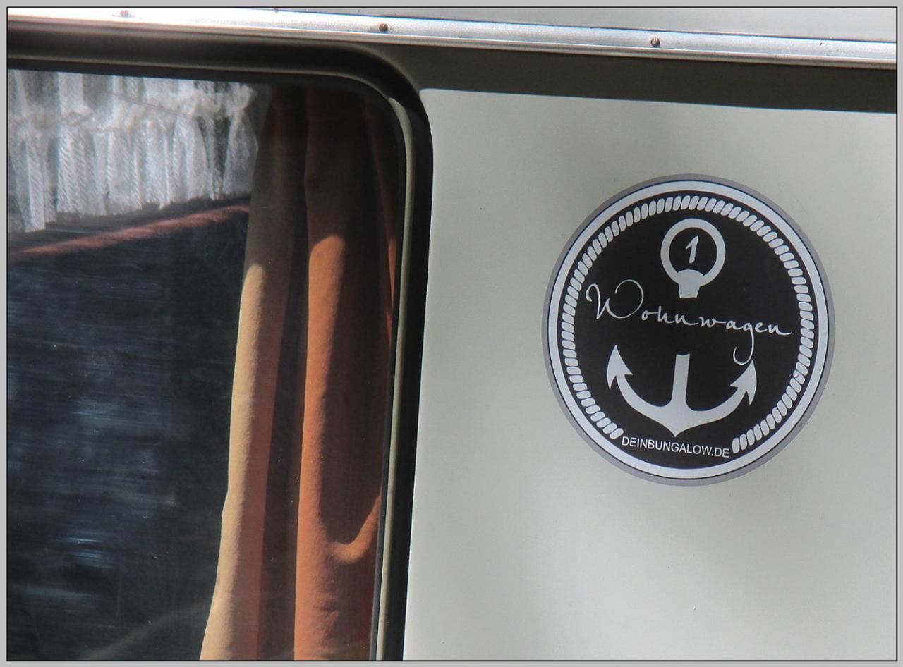 Ddr Wohnwagen Qek Direkt Am Strand Dranske Esterno foto